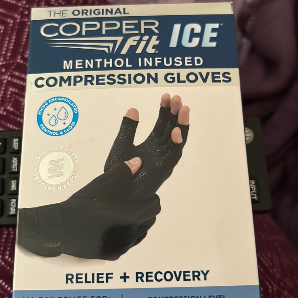 The Original copper fit ice menthol compression gloves
